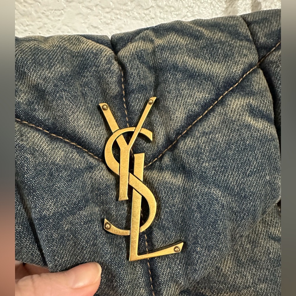 Saint Laurent Rodeo Blue Denim Quilted Envelope Shoulder Bag with Gold Chain - Picture 4 of 7